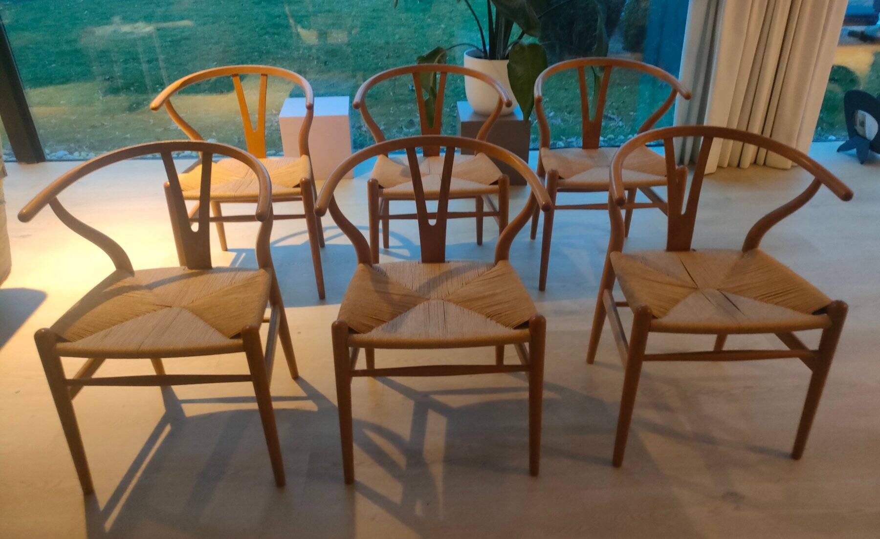 Carl Hansen & Søn - Hans J. Wegner - Dining room chair (6)