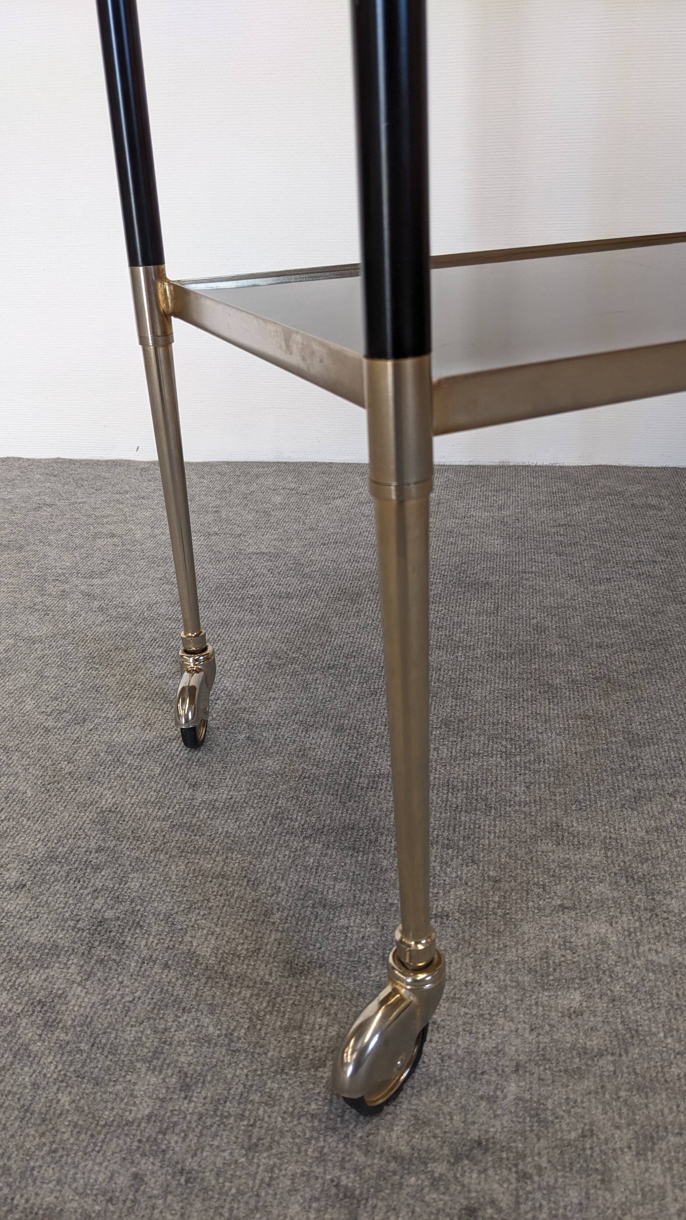 Table desserte moderniste à roulettes, Italie vers 1950