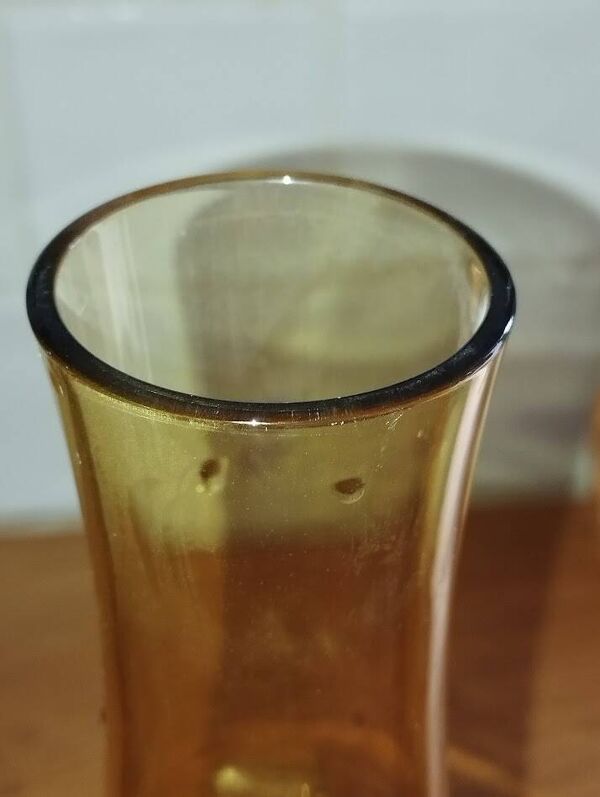 Vase Empoli en verre soufflé ambré – Italie, années 60