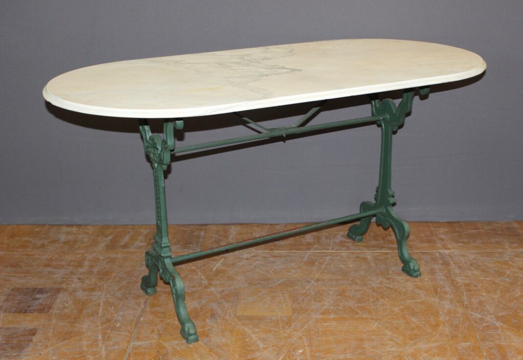 Bistro table in marble and cast iron around 1900