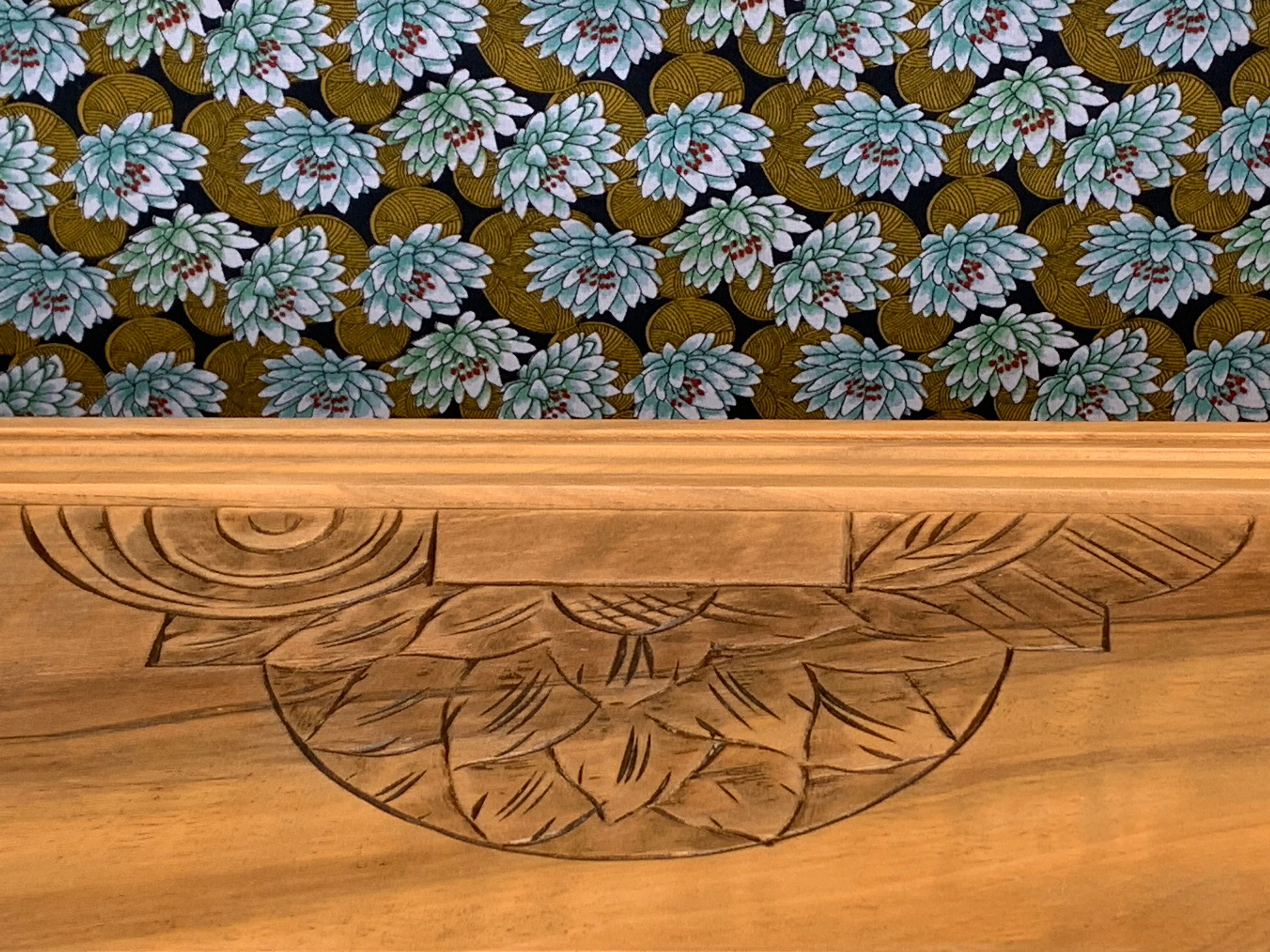 Art Deco chest of drawers Blond walnut 1930