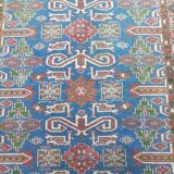 oriental carpet made hands, Persian carpet. 134 x 98cm