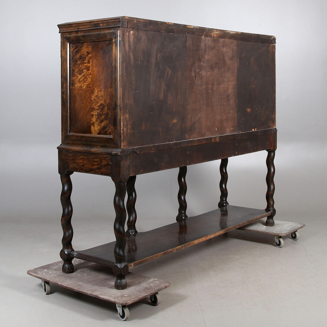 Armoire style baroque du 20eme century