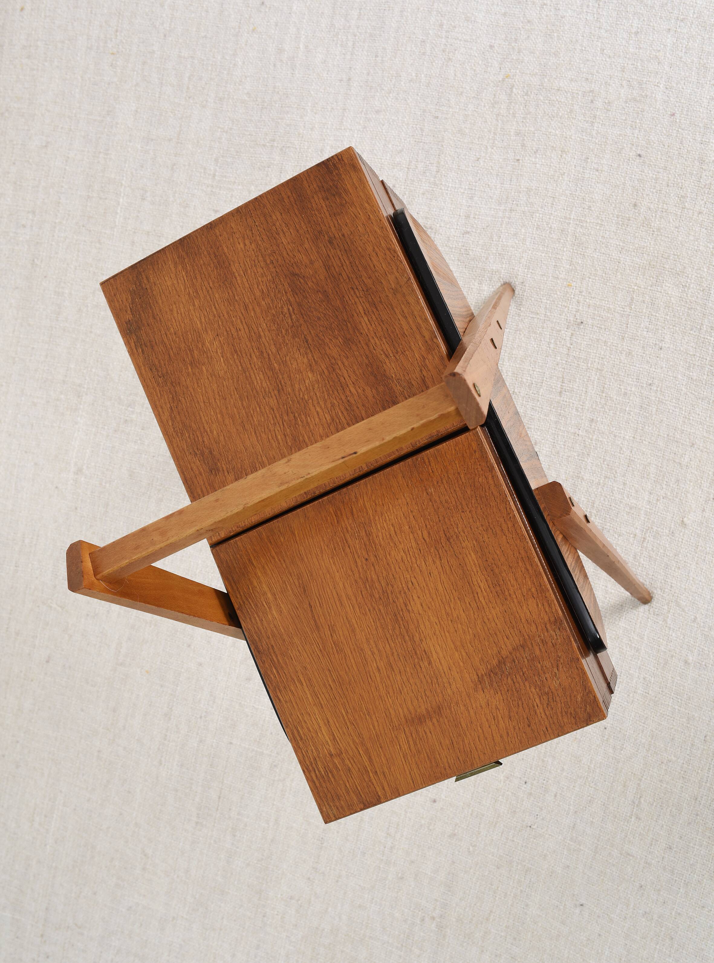 Old sewing box, worker, vintage 1950s