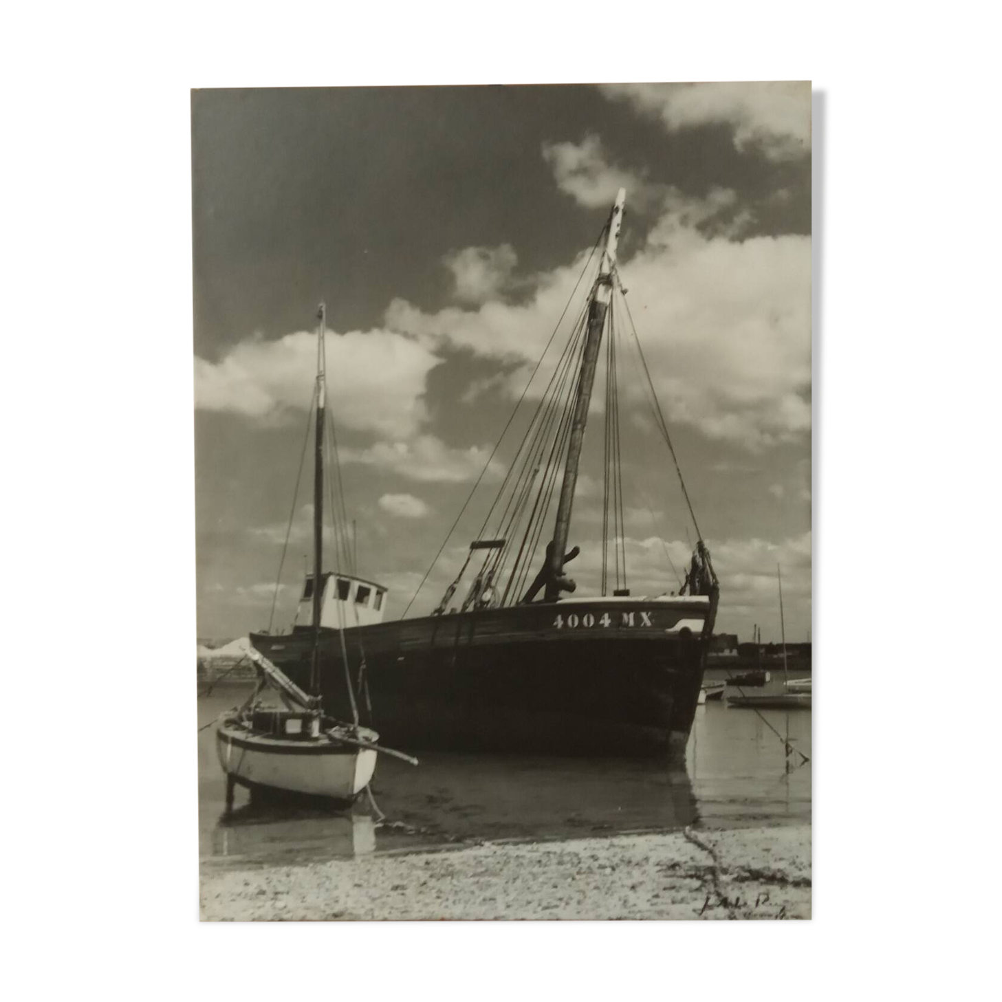 Photo of a boat in Roscoff, 1950s