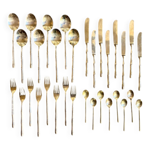 32 couverts manche bambou