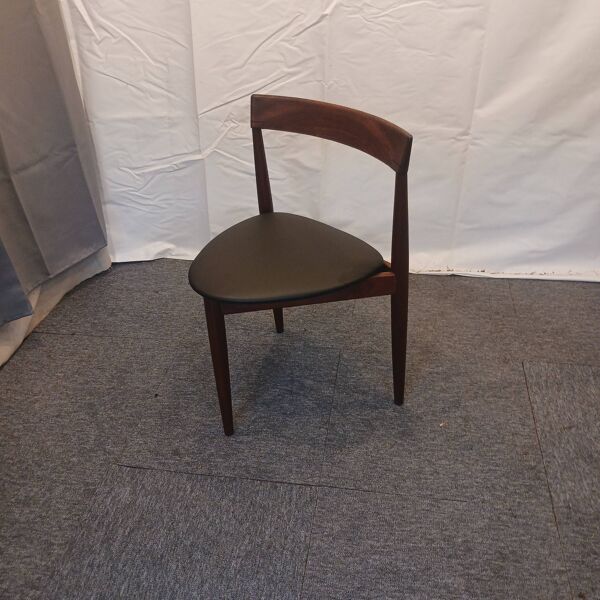 chaise tripode danoise Hans Olsen