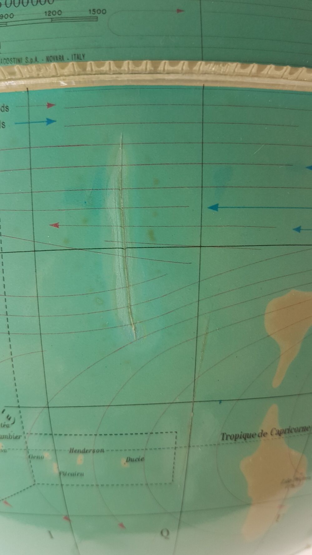 Light earth globe "hercule"