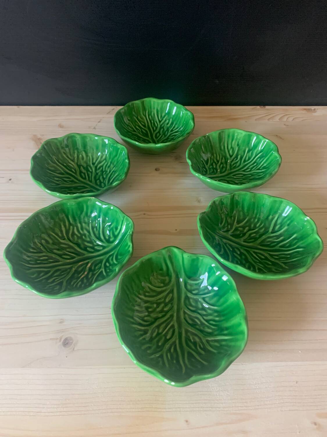 Leaf slip cups