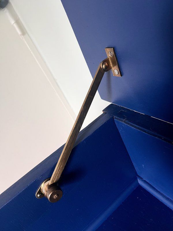 Meuble d’appoint - Plateau rabattable