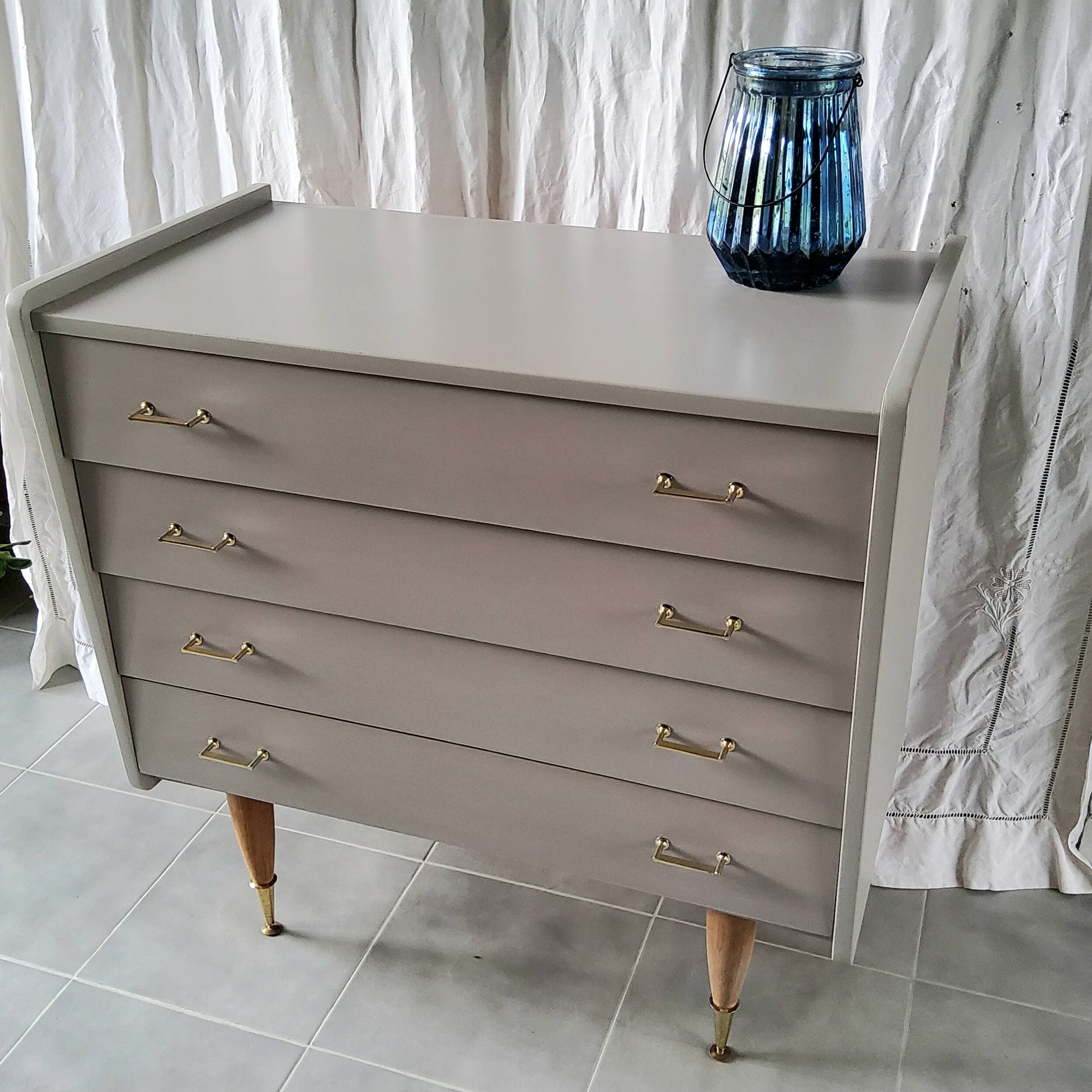 60s chest of drawers