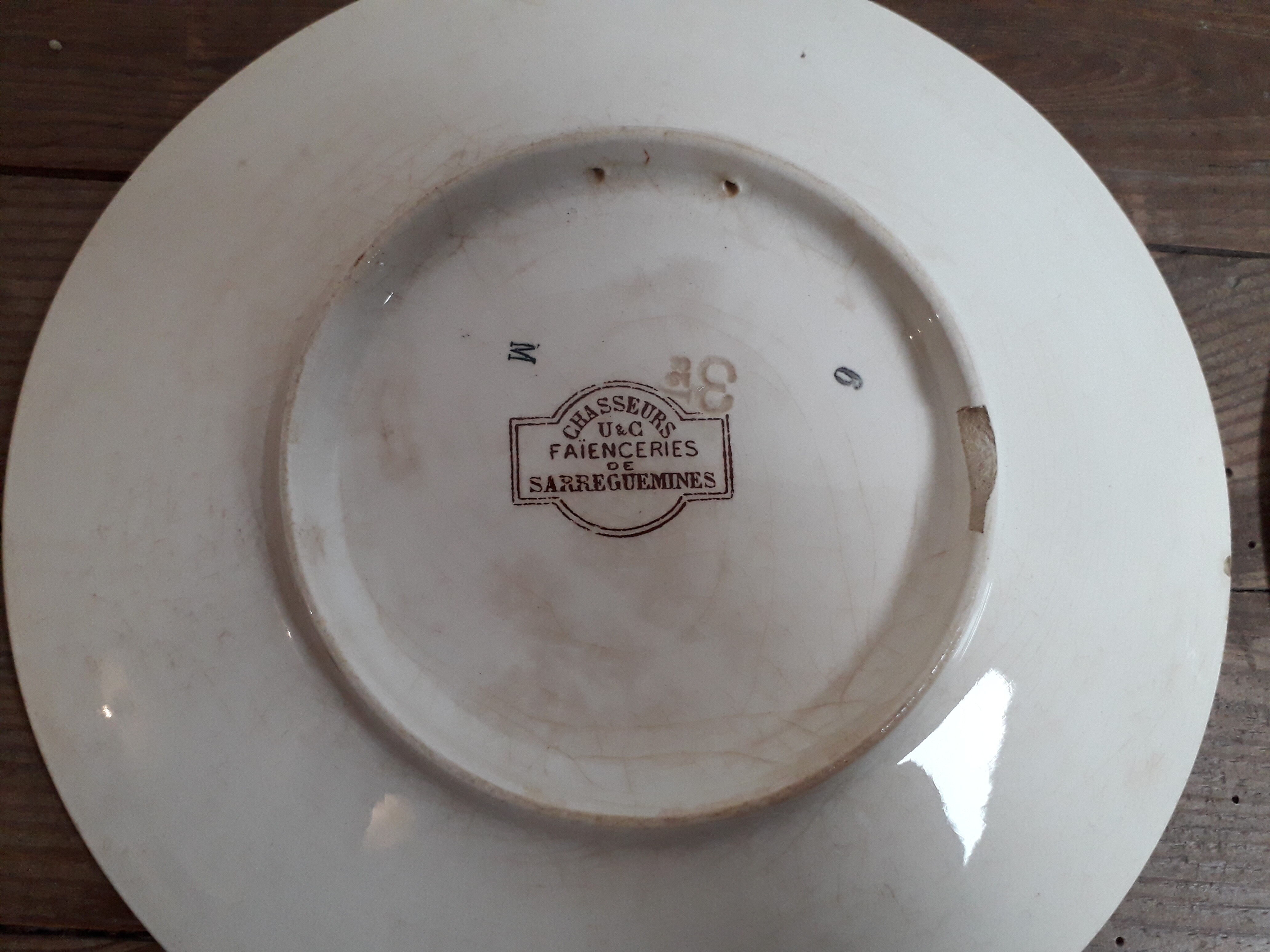 Sarreguemines hunters collection plates
