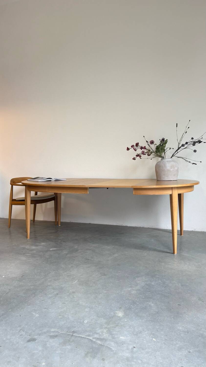 Vintage extendable round dining table Omann Jun