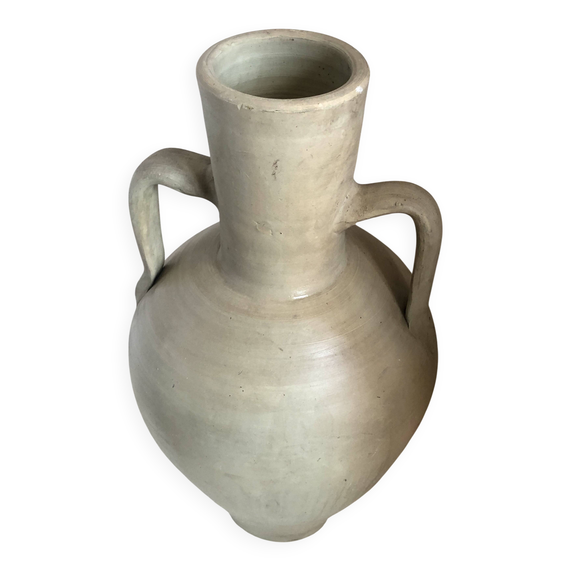 Amphora vase