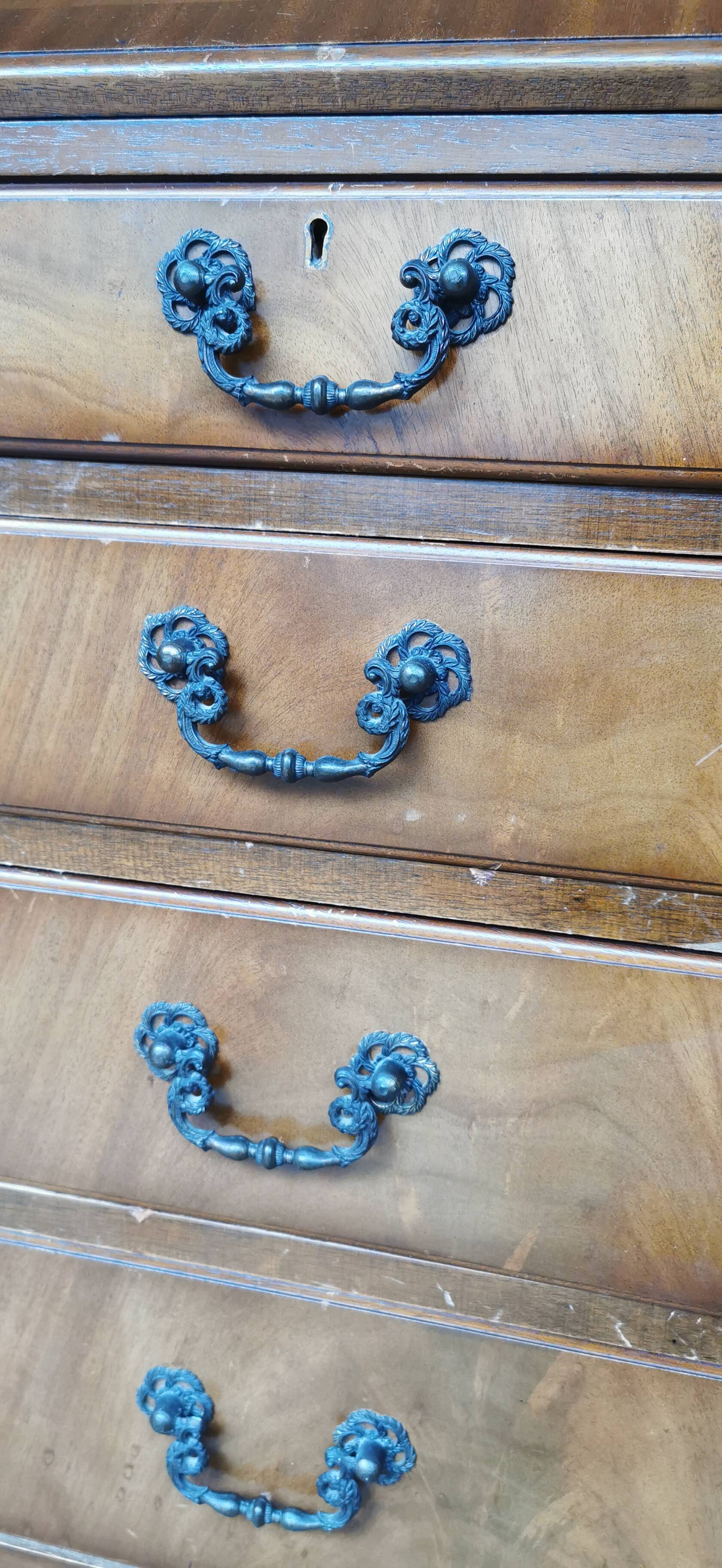 Bureau secrétaire ancien en bois – abattant, cuir, clé
