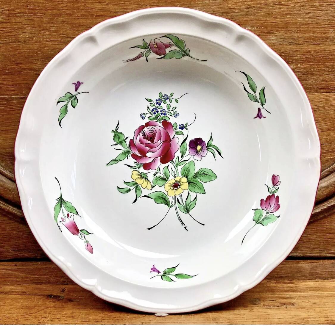 Old Luneville salad bowl, Réverbère model