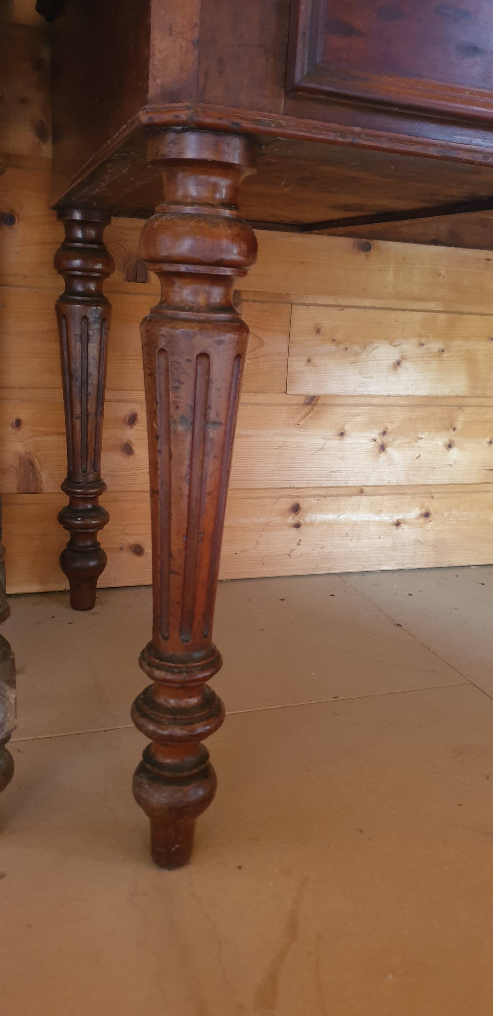 Louis XVI Secretary With Mahogany Veneer