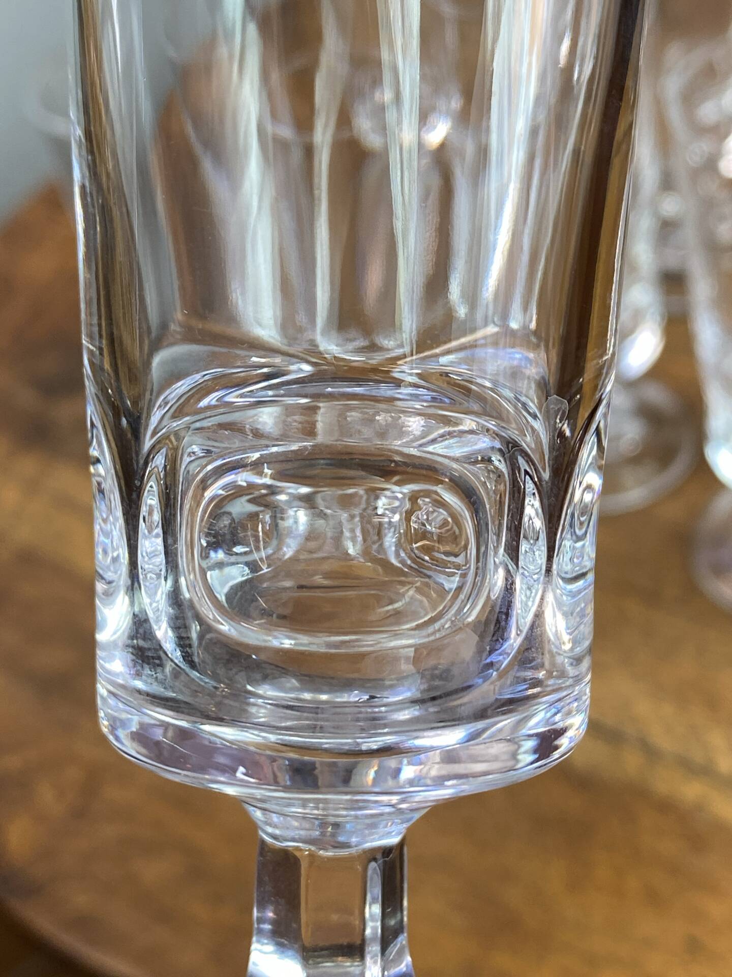 Flûtes à champagne graphique, Cristal d’Arques 