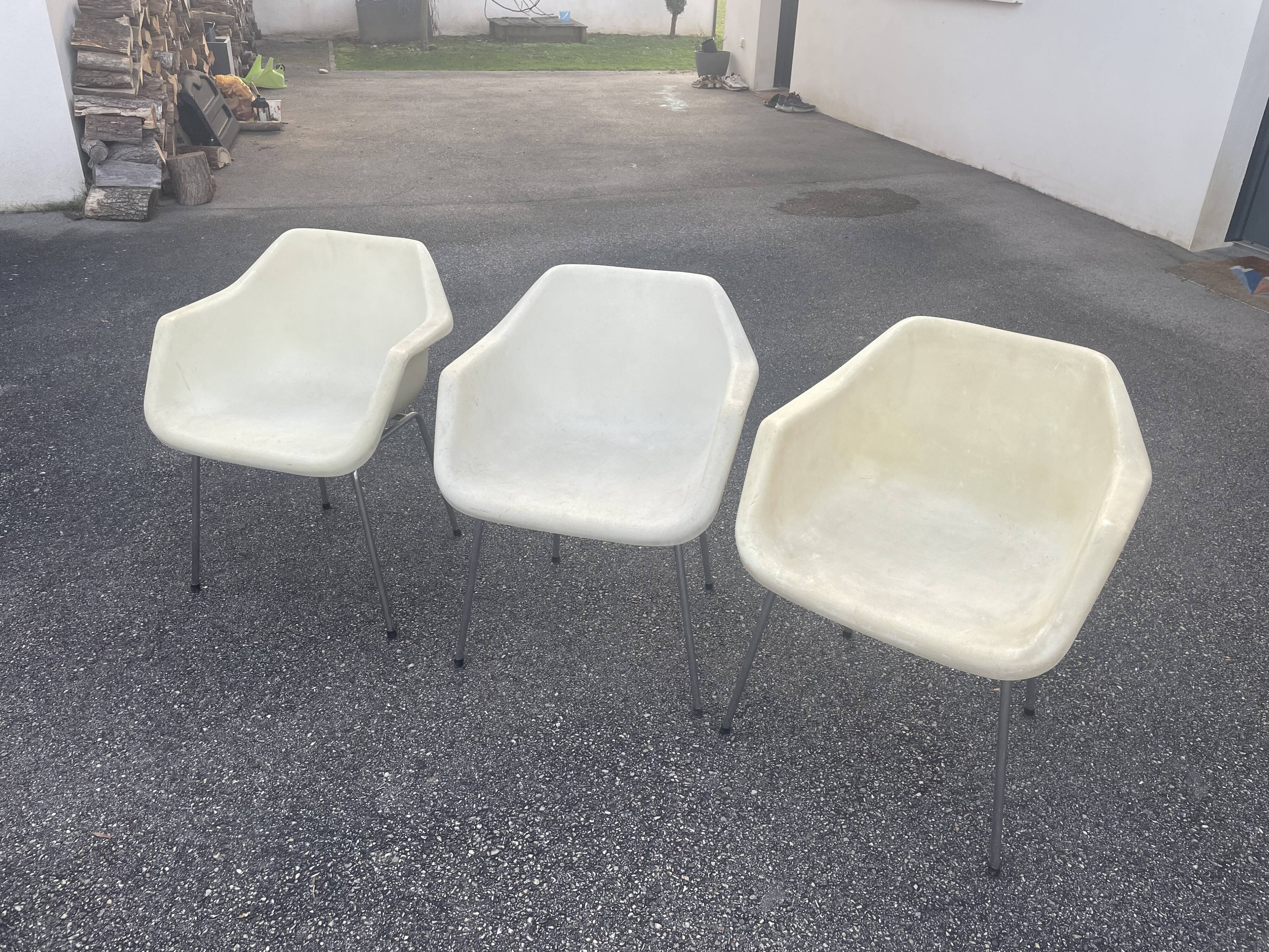 Chair / Plastic armchair White Robin Day