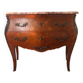 Louis XV curved chest of drawers