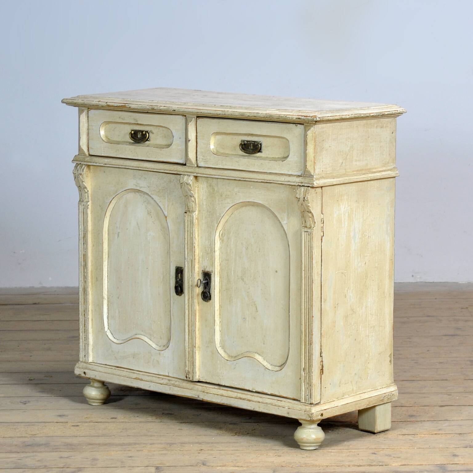 Pine dresser, 1910’s