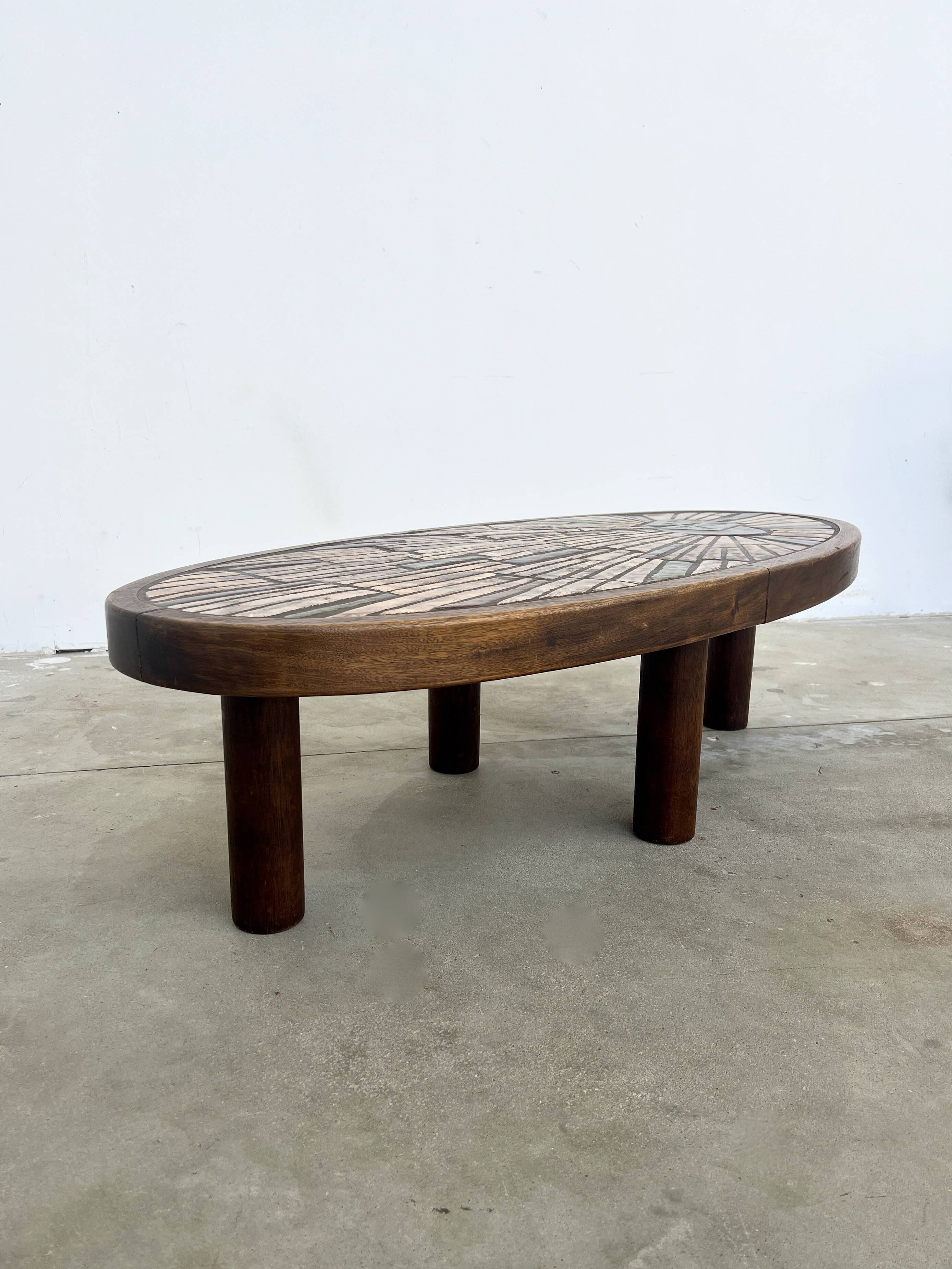 Vallauris oval ceramic coffee table