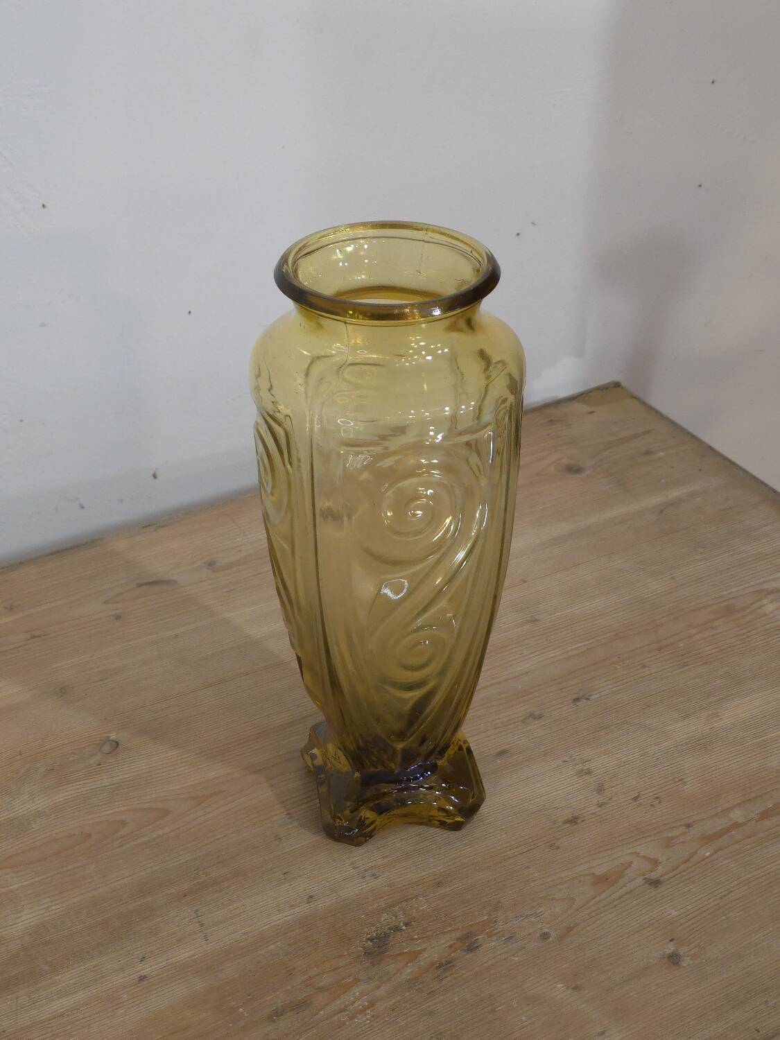Large Art Deco yellow glass vase
