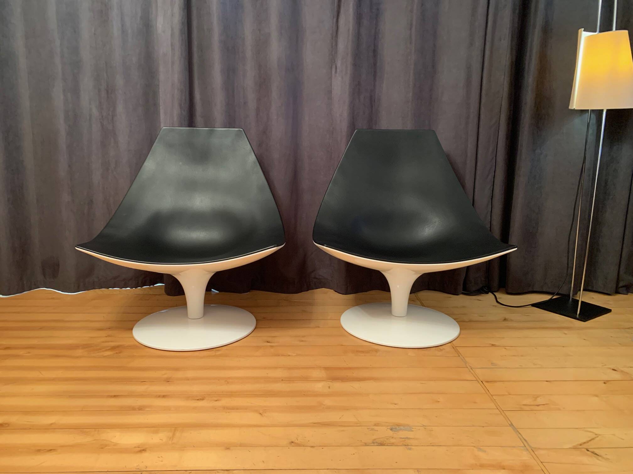 A pair of Moon armchairs by Pietro Arosio, Tacchini, Italy