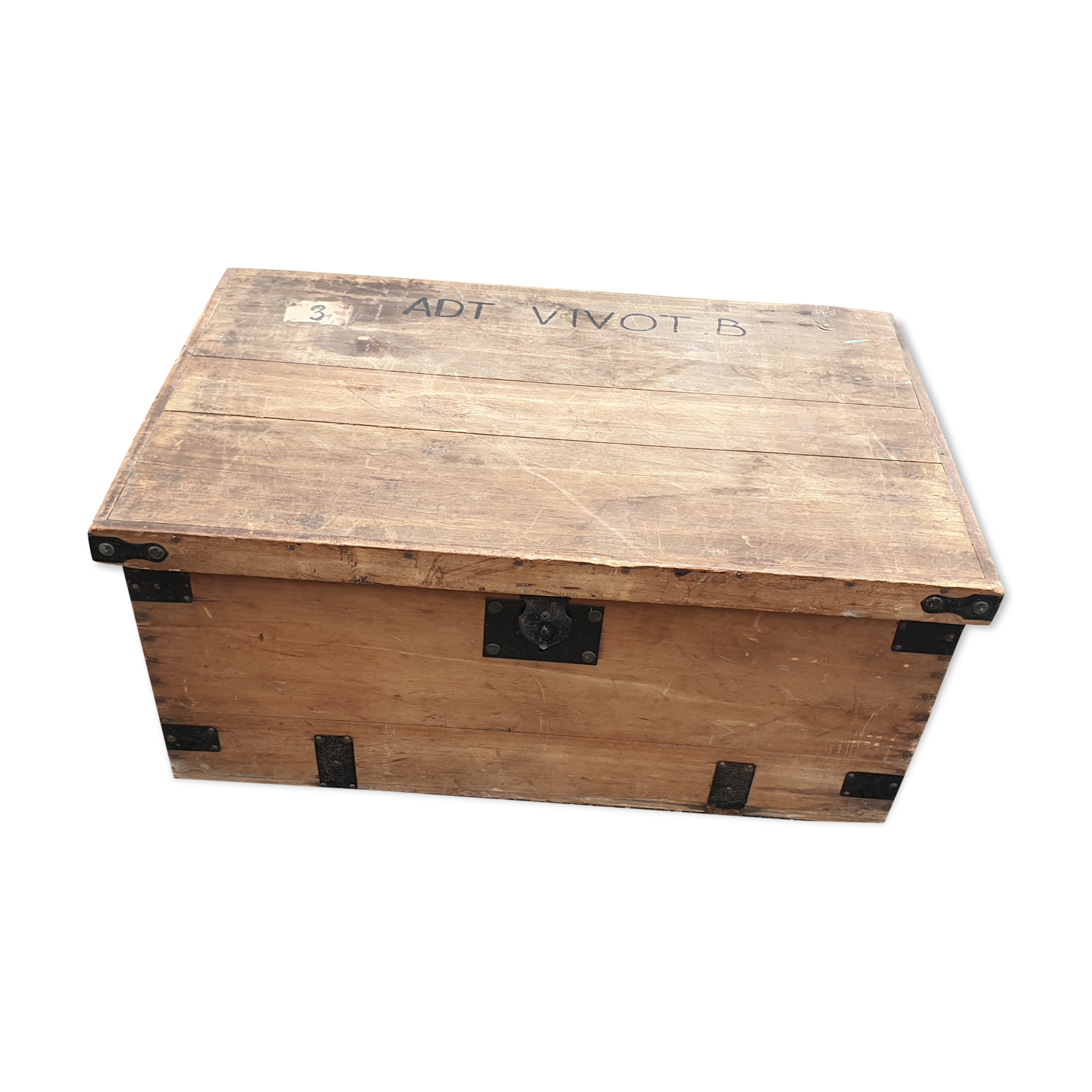 Wooden chest workshop