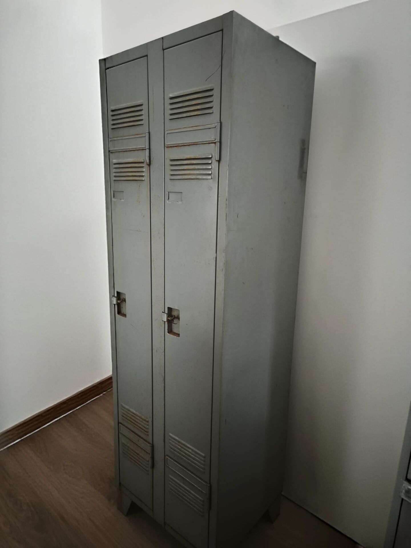 Industrial cloakroom