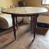 Louis Philippe Round Table