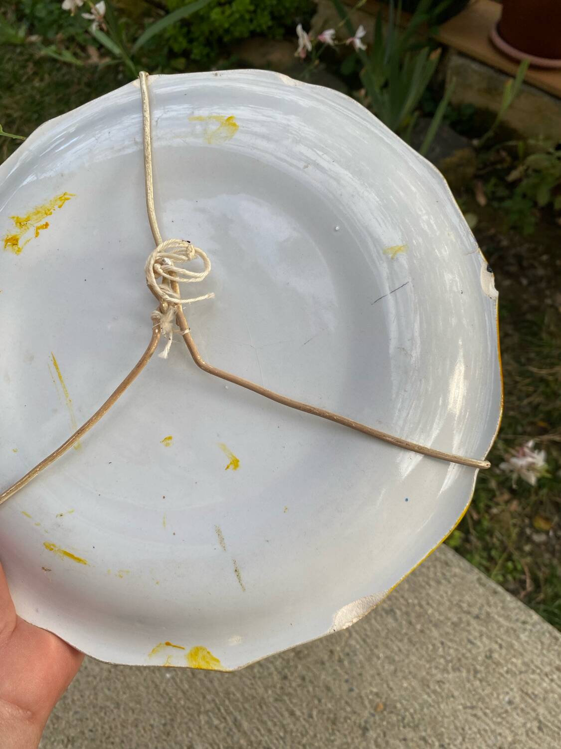 Moustiers decor plate