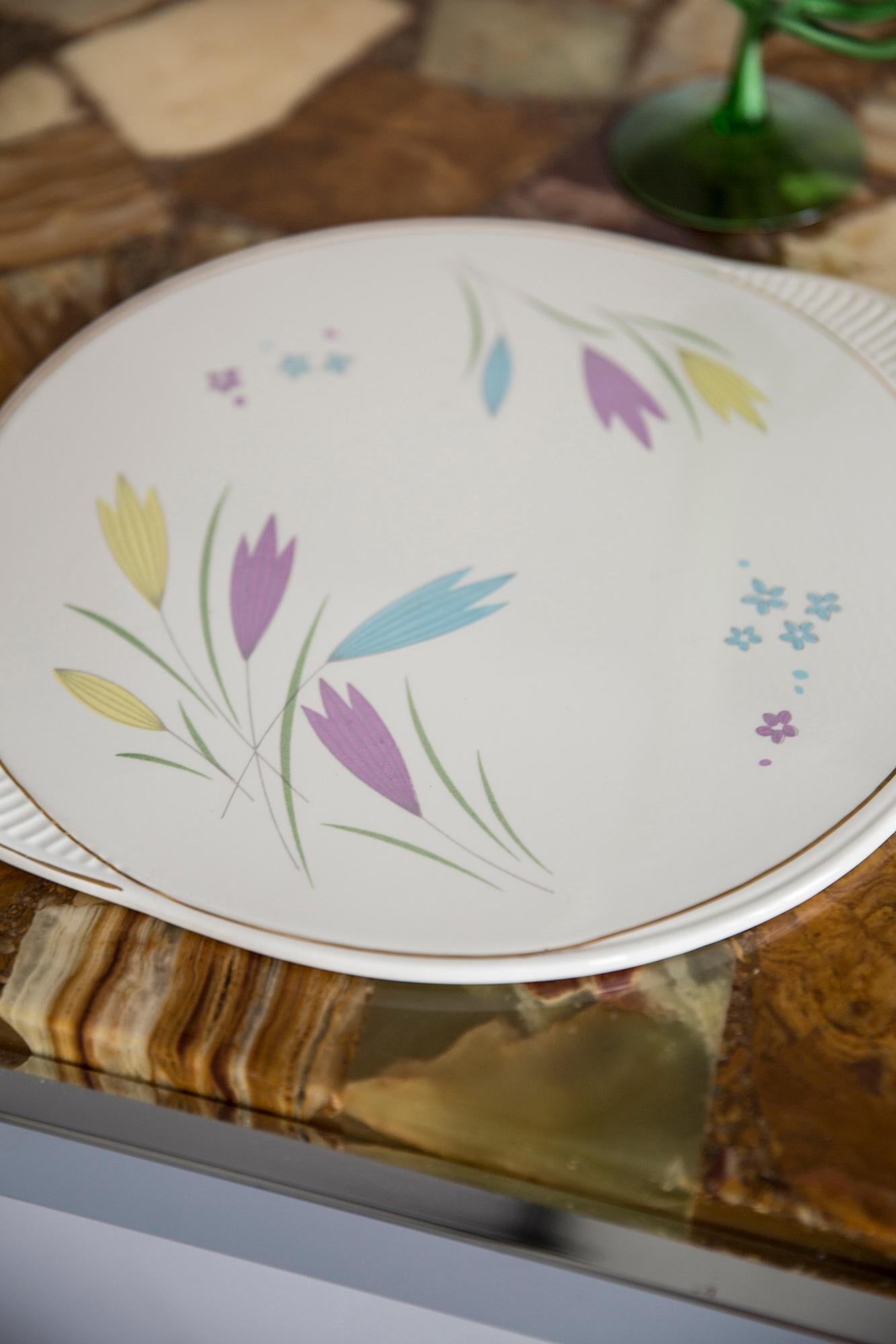 Decorative plate with vintage flowers from the mid-century, Germany, 1970s.