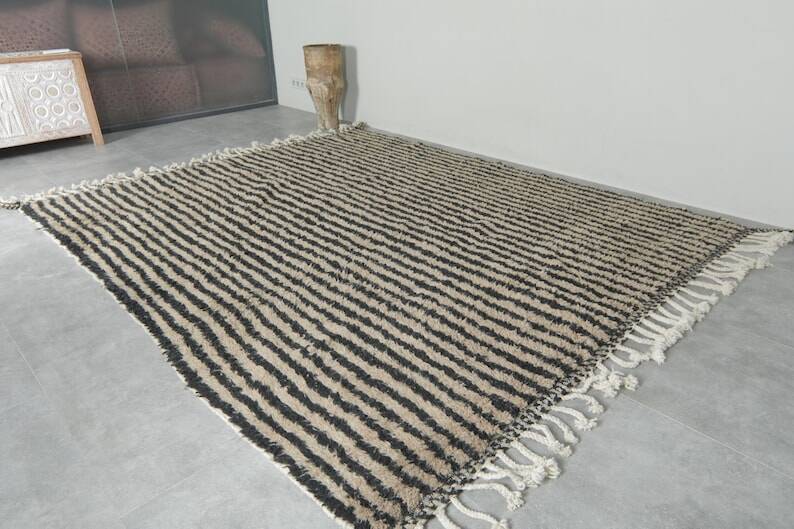 Handwoven Moroccan rug - wool - 305 x 205 cm