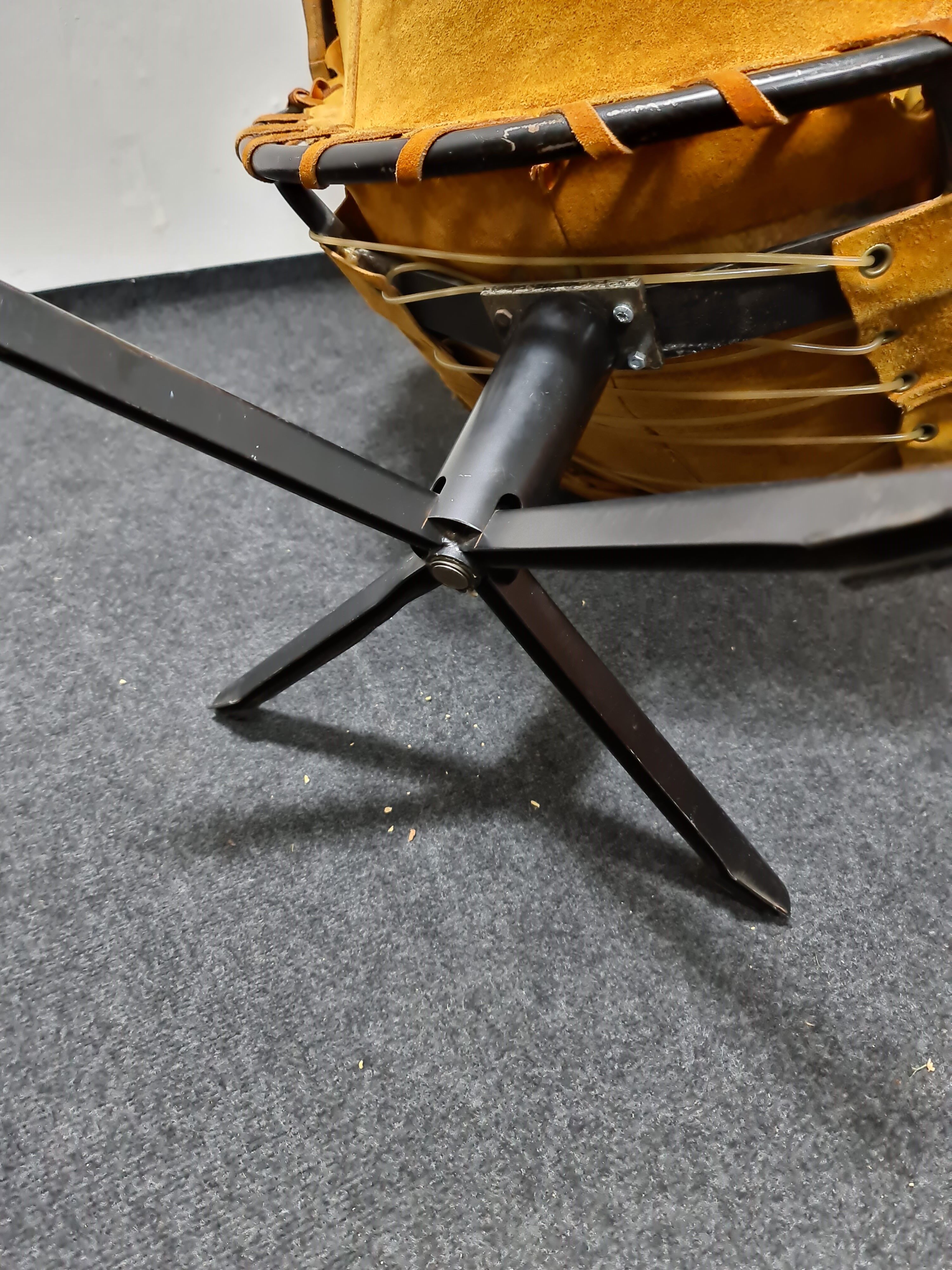 Chaise pivotante vintage Lusch & Co