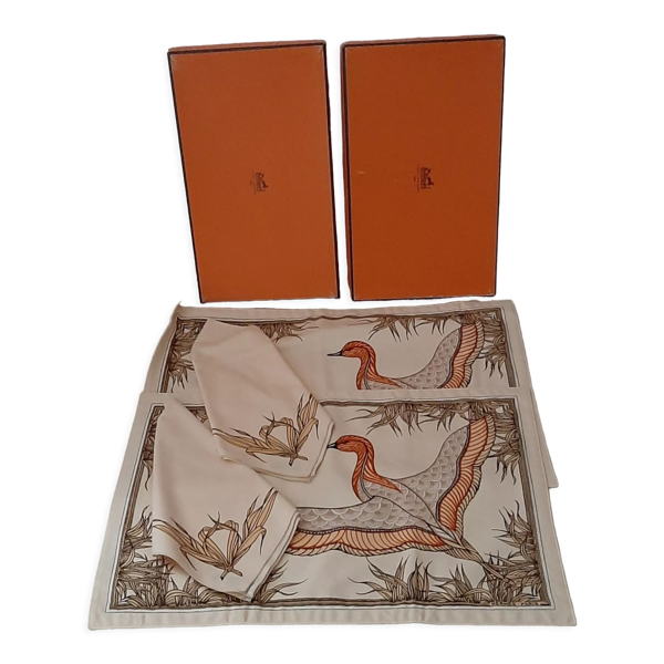 Centre de table et serviette Hermes