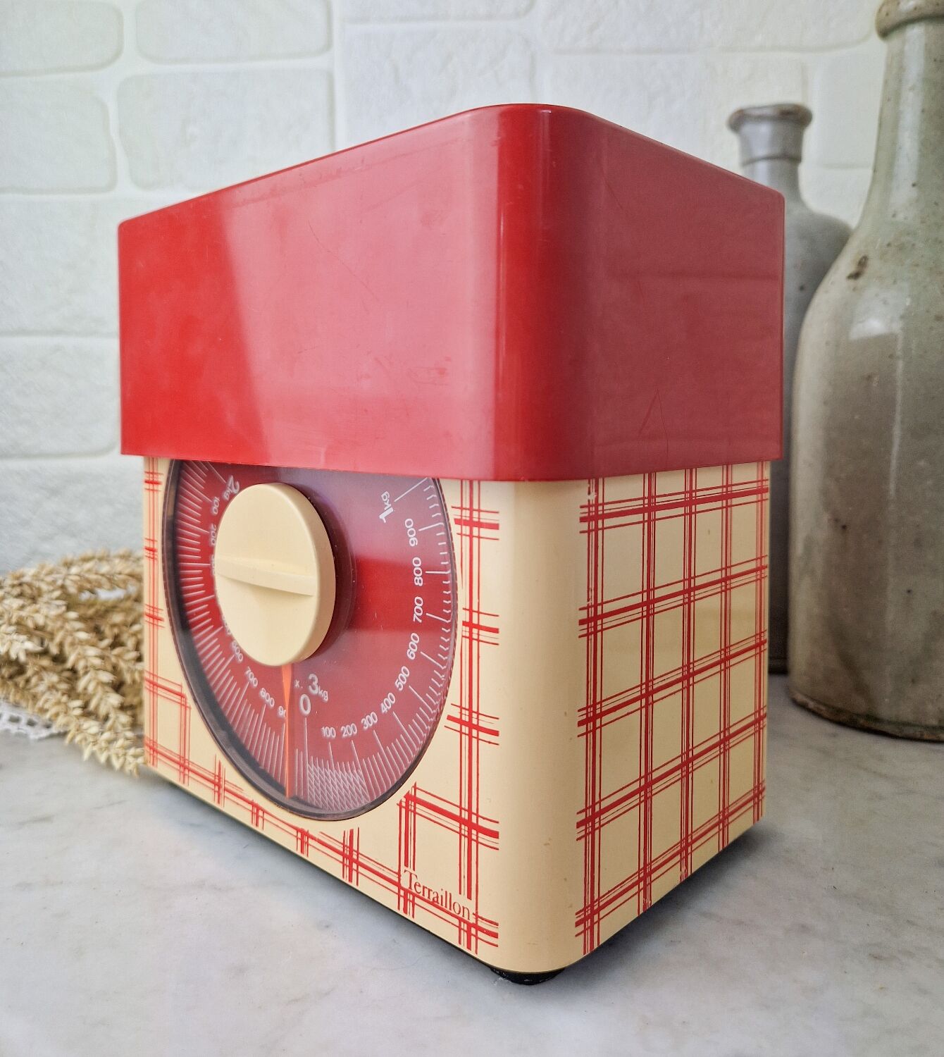 Terraillon kitchen scale vintage limited edition design tea towel 70s