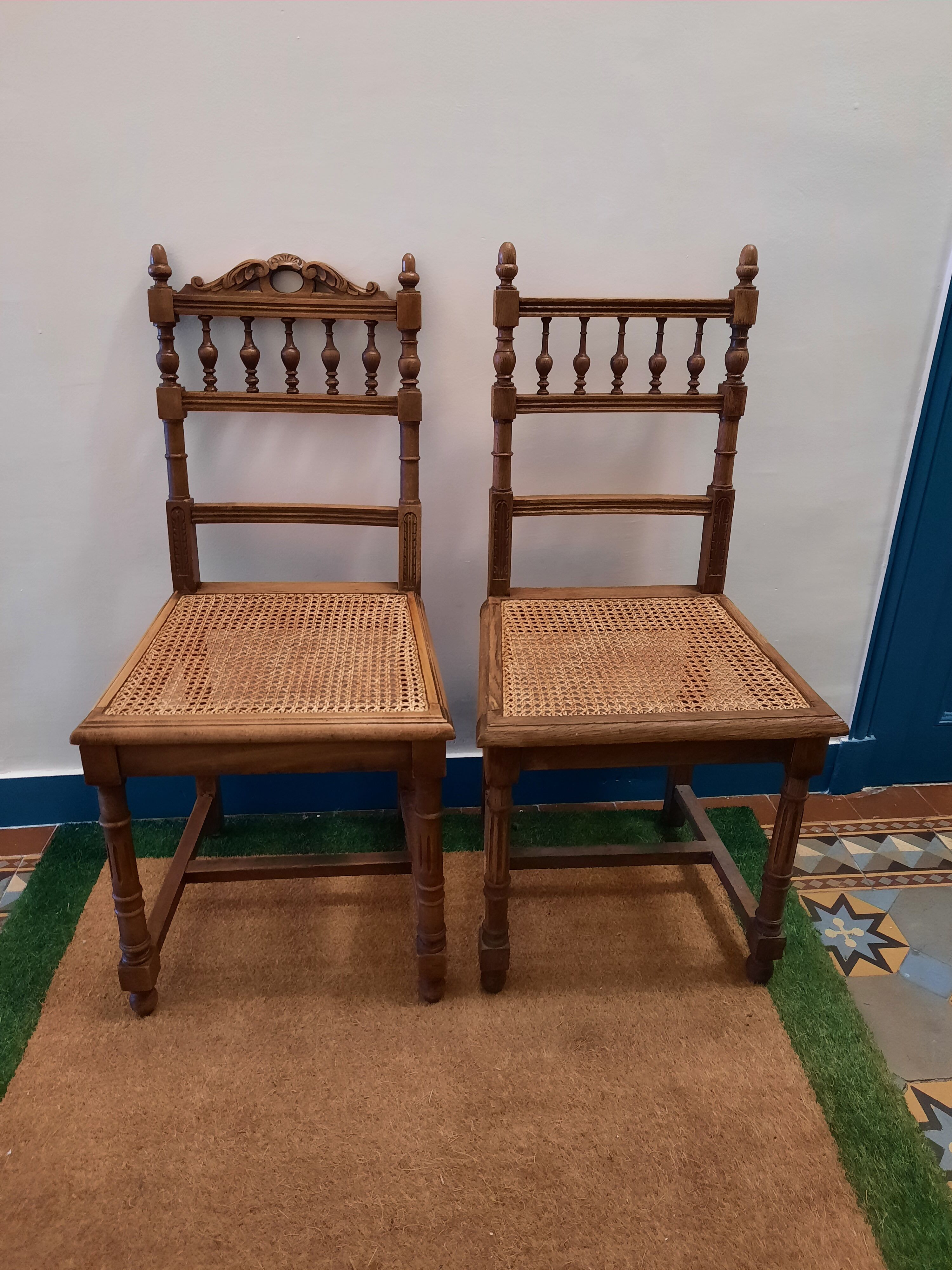 4 chairs dining room