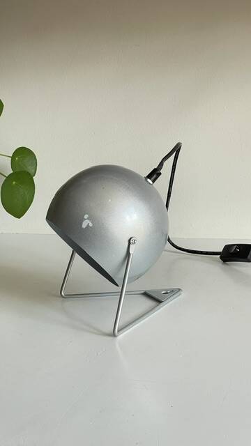 BULB Shape LAMP 90s