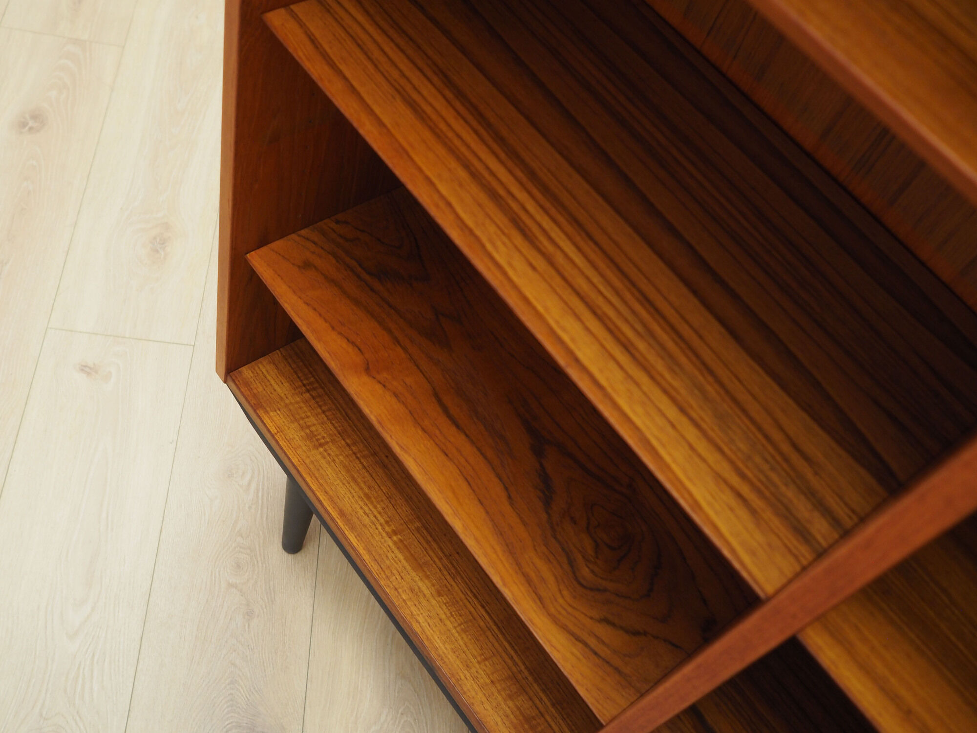 Rosewood bookcase, Danish design, 1970s, production: Hundevad
