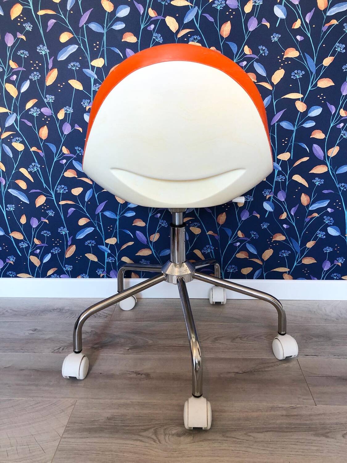 Vintage Armet Greta Chair