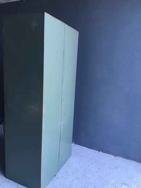 Industrial metal cabinet