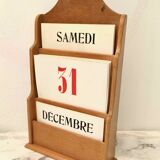 Perpetual calendar 1940s