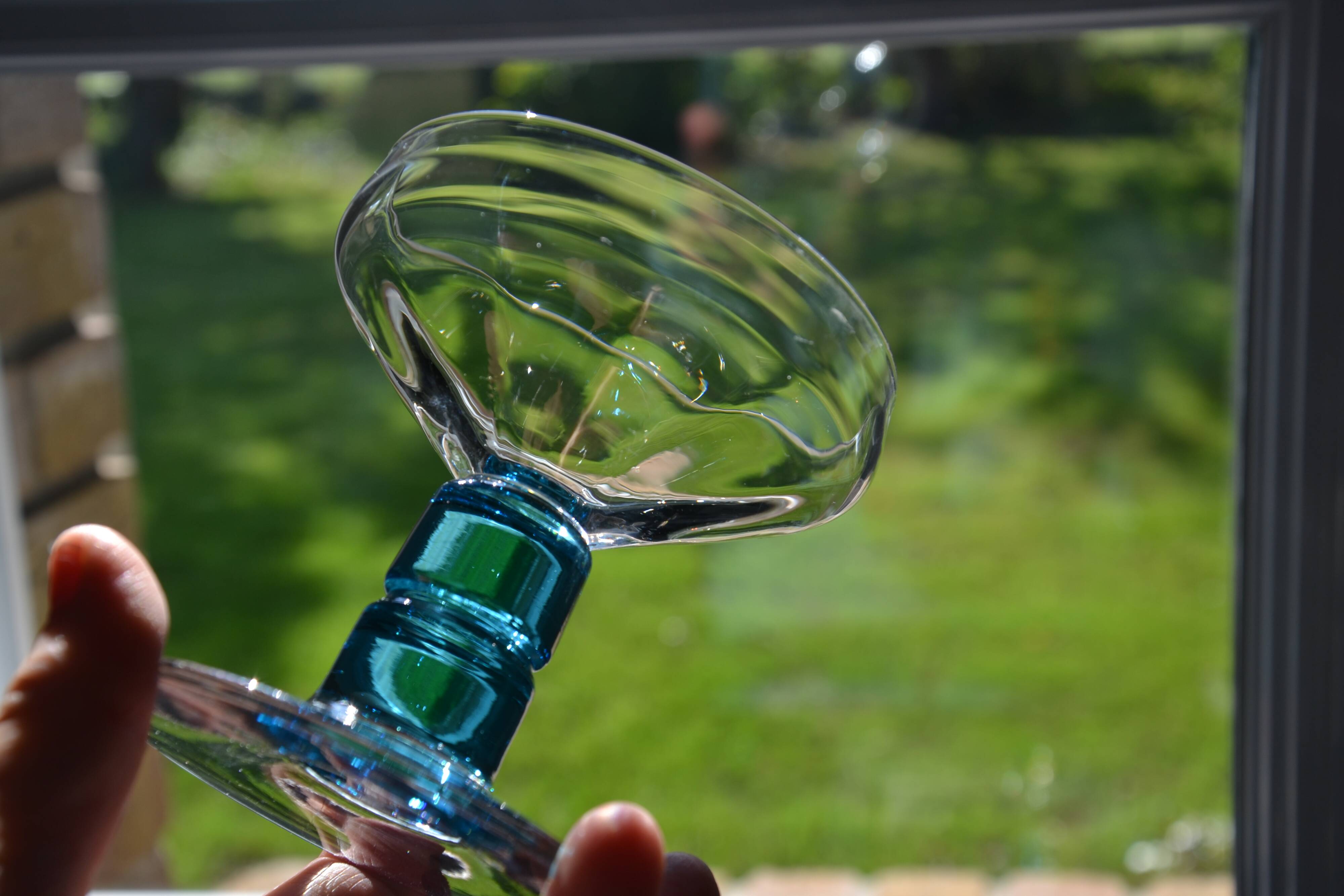 4 vintage blue footed champagne glasses