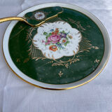 Pie dish with shovel