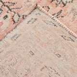 Tapis vintage oriental tons saumon et vert pastel, style faded 300x160