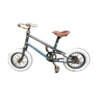 Vélo enfant d’époque