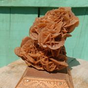 Rose des sables sur socle