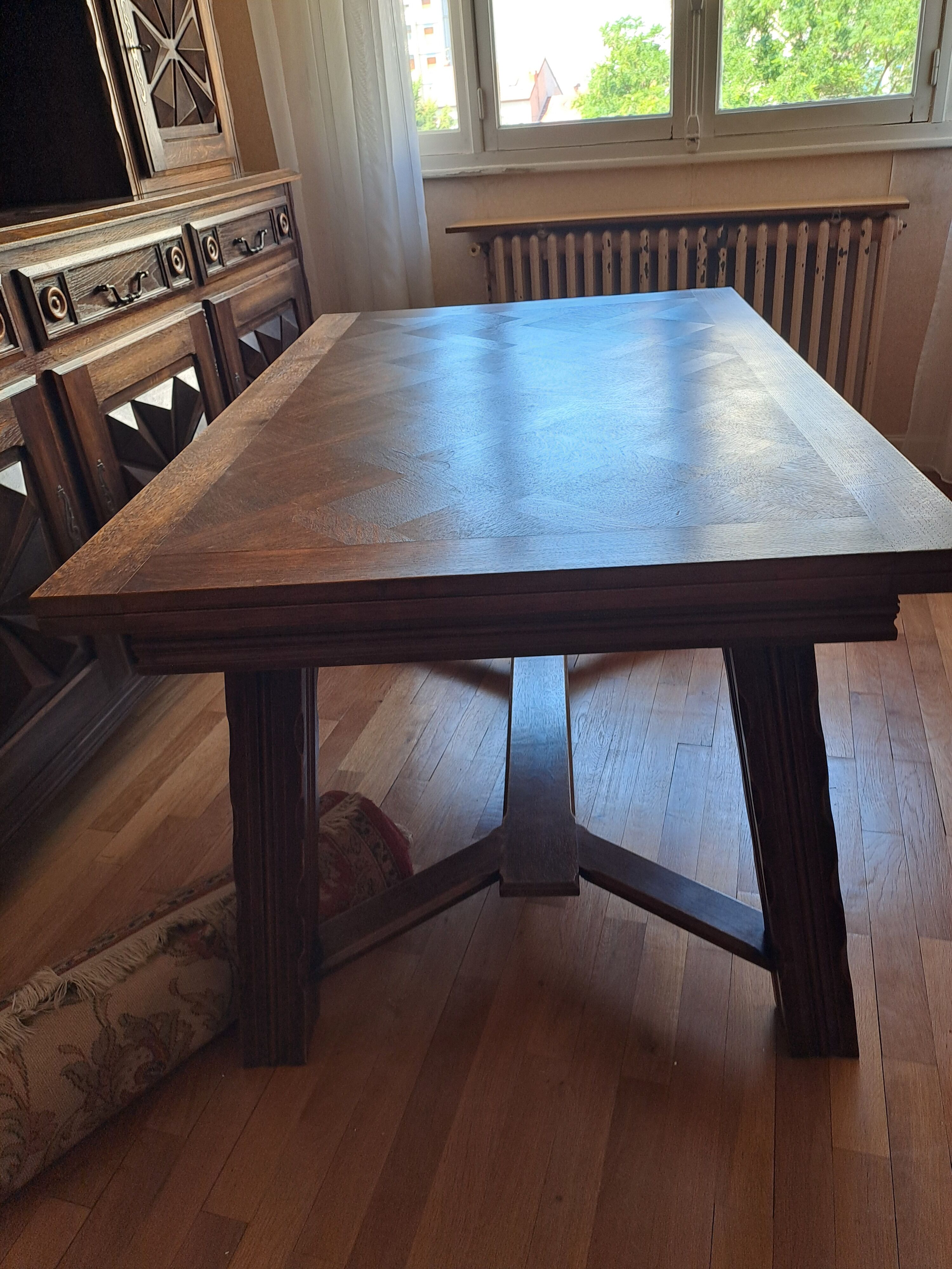 Oak dining table