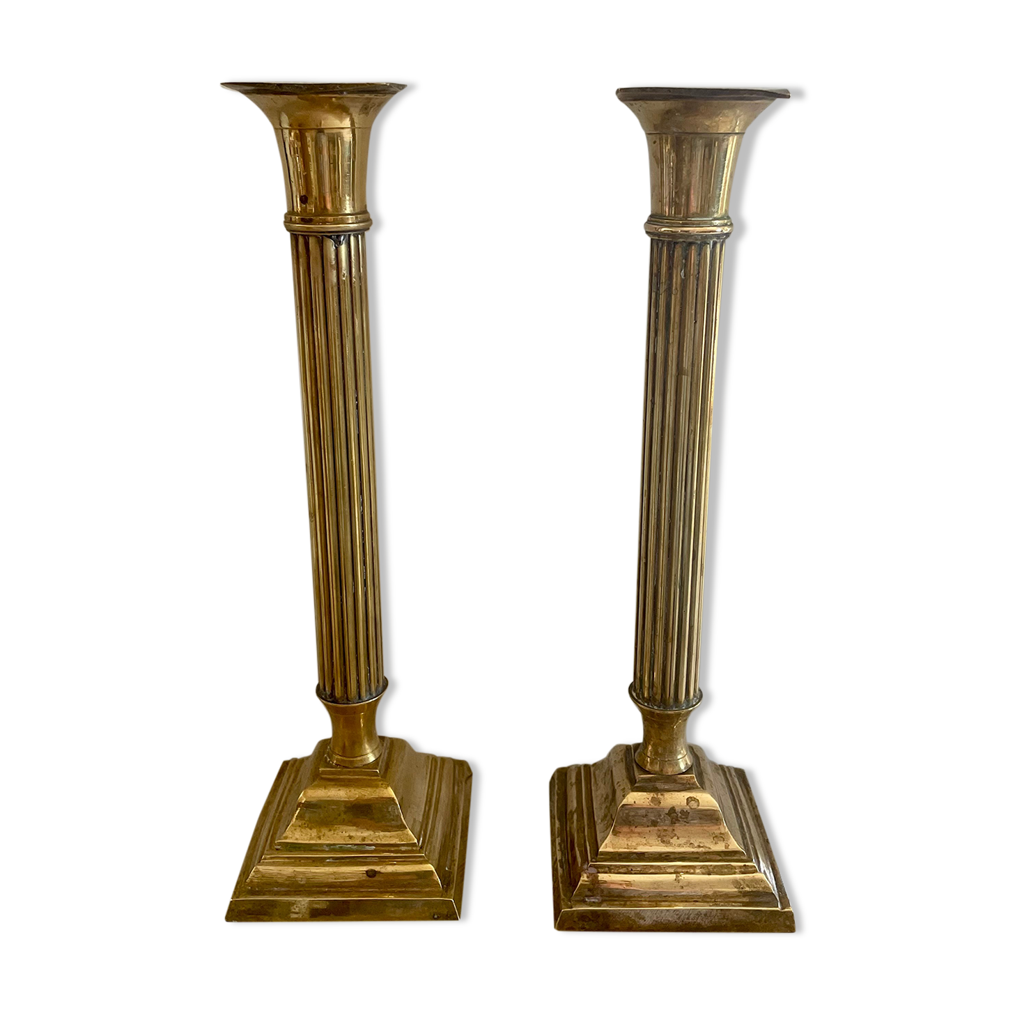 Payroll of brass column candle holders